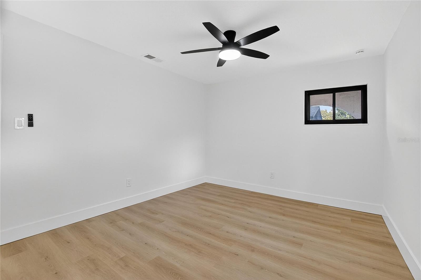 HIGH POINT ESTATES FIRST ADD - Residential