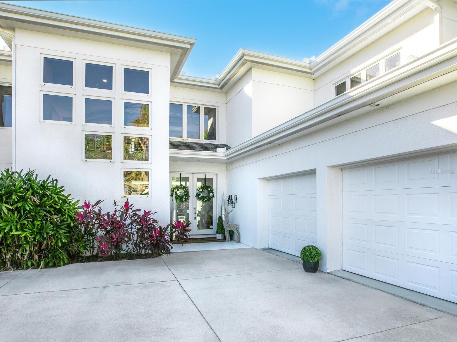 ESPLANADE ON THE BAY - Residential Lease