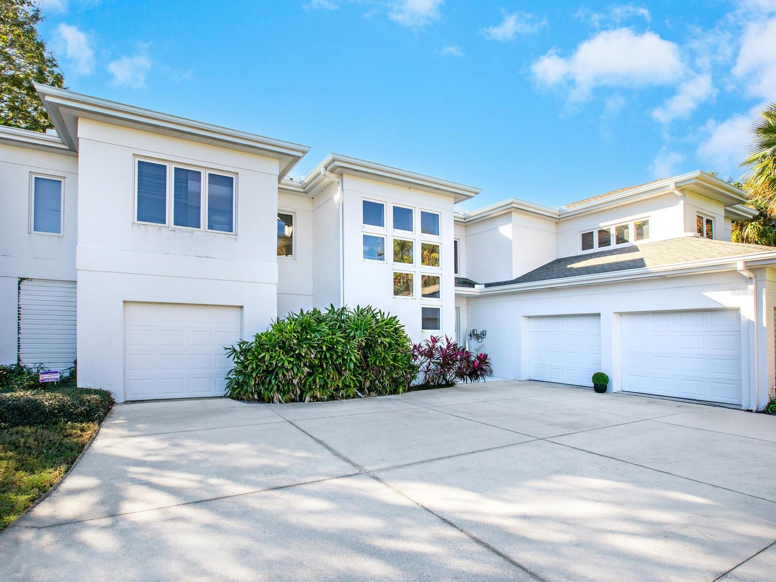 ESPLANADE ON THE BAY - Residential Lease