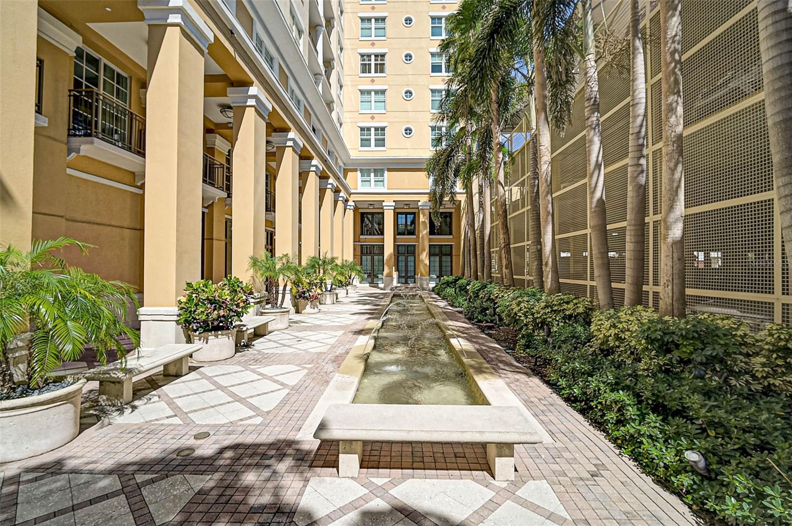 RENAISSANCE 1 - Residential