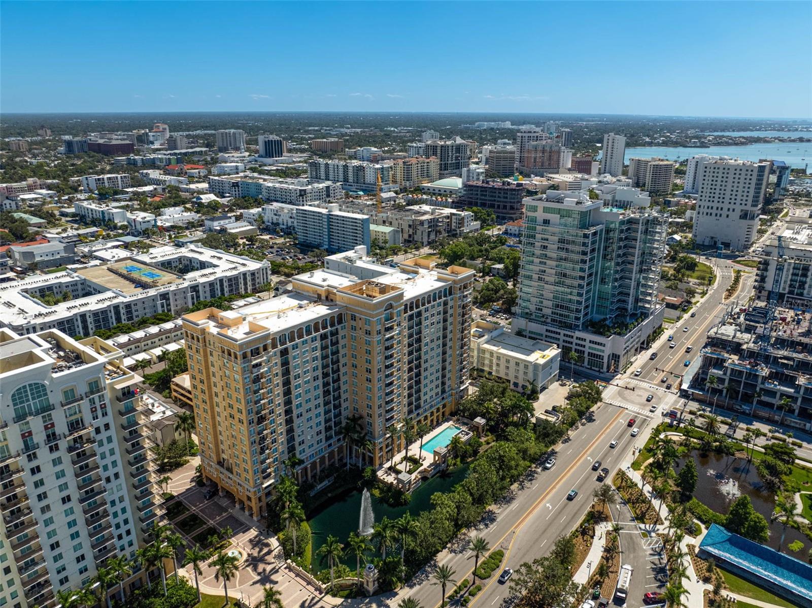 RENAISSANCE 1 - Residential