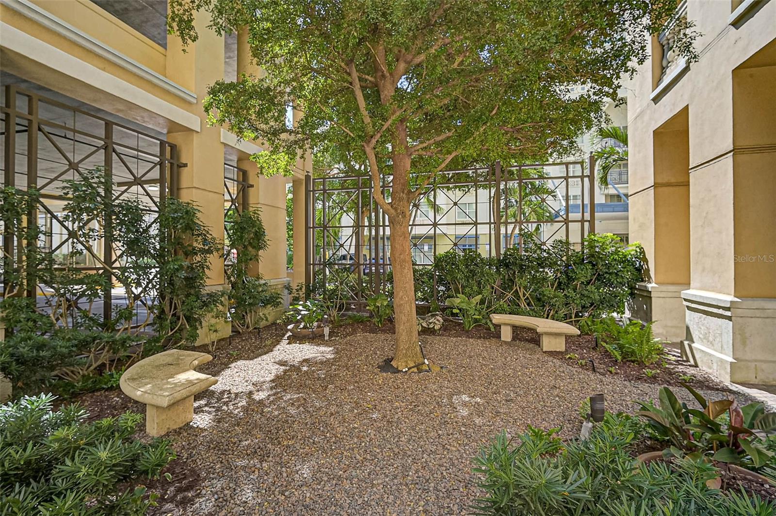 RENAISSANCE 1 - Residential