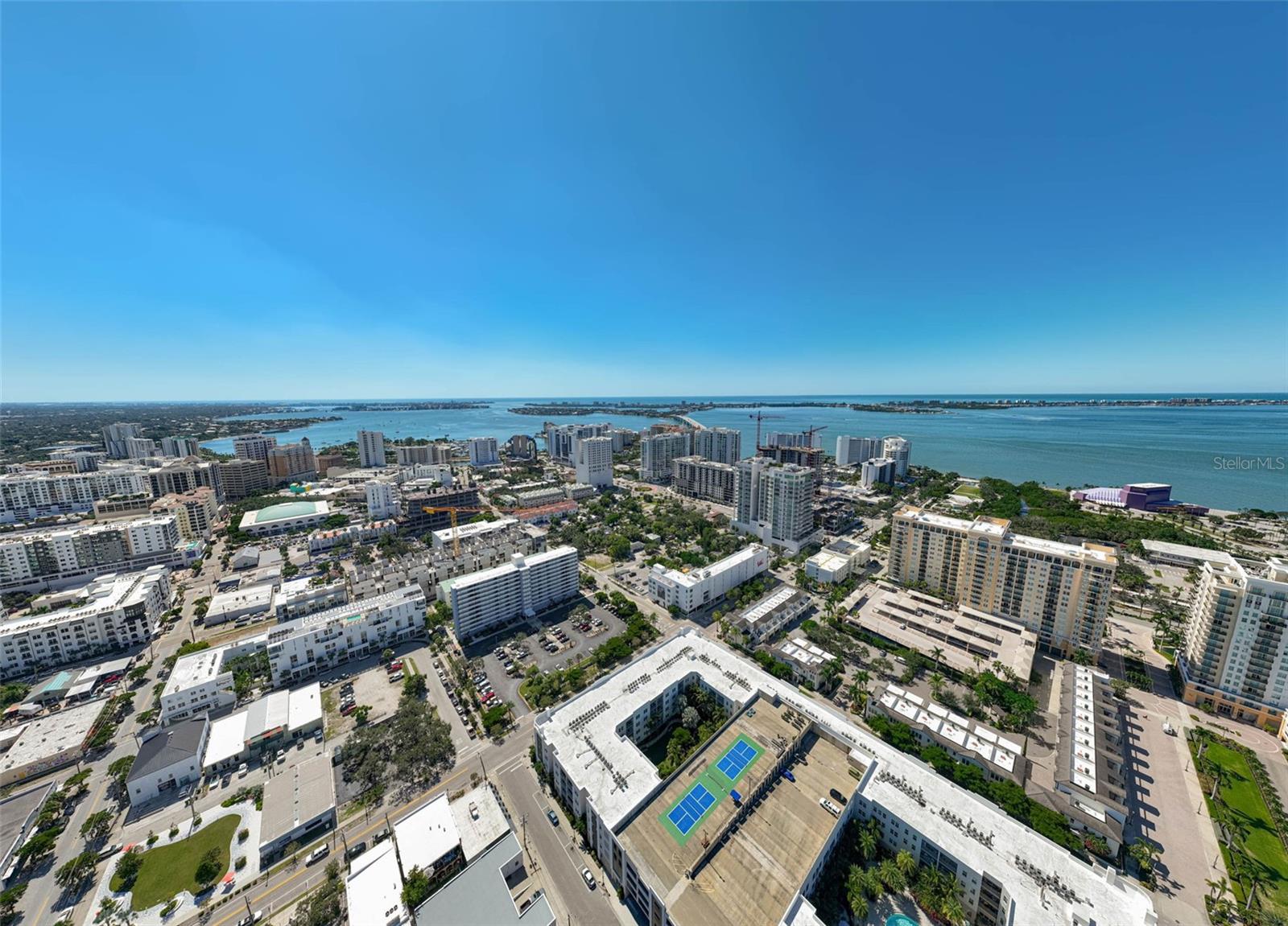 RENAISSANCE 1 - Residential