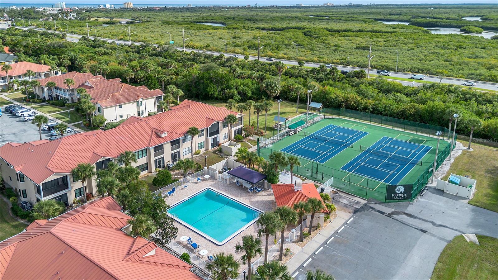 BOUCHELLE ISLAND CONDO - Residential