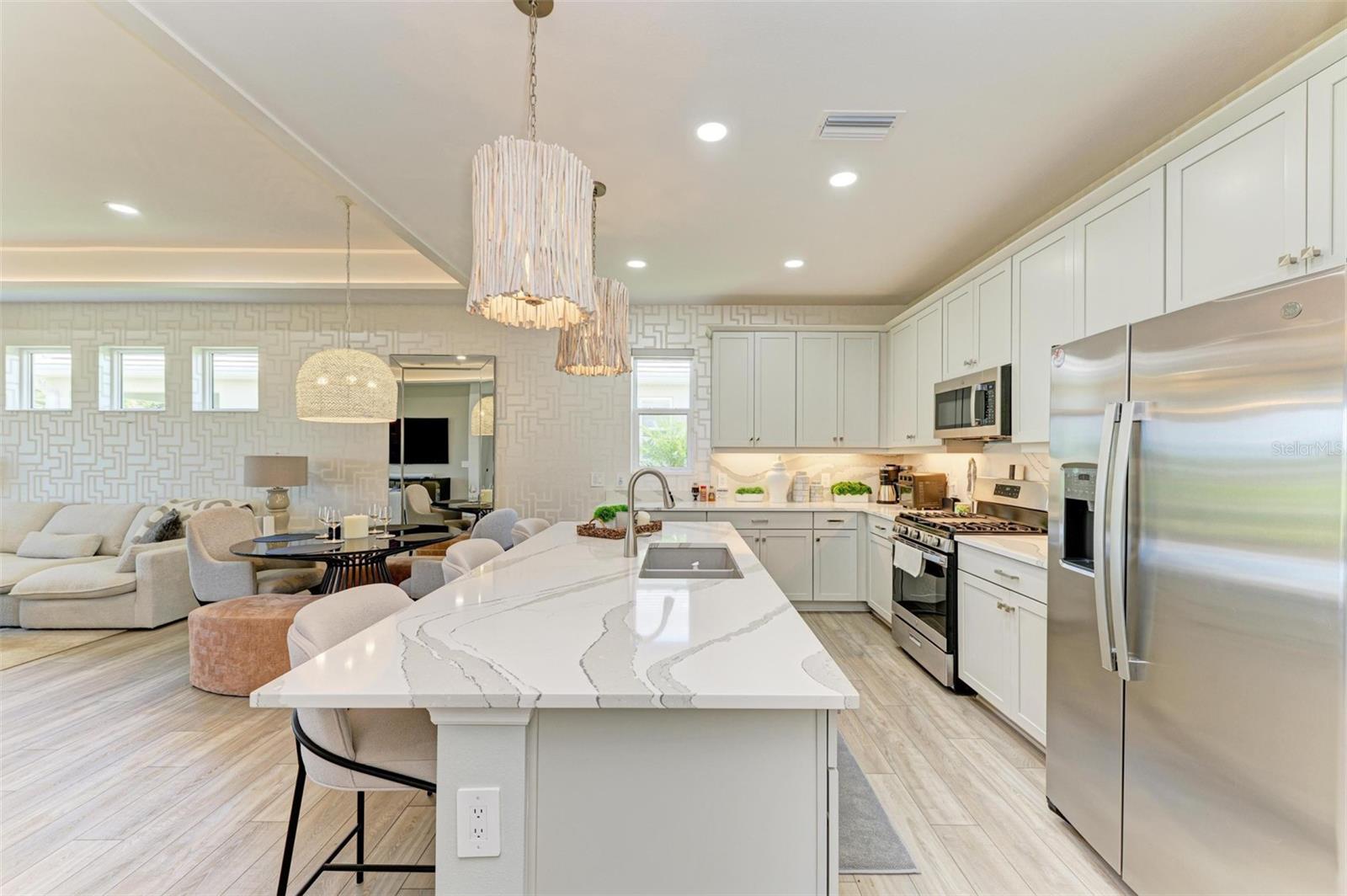 1007 WATERLINE COURT