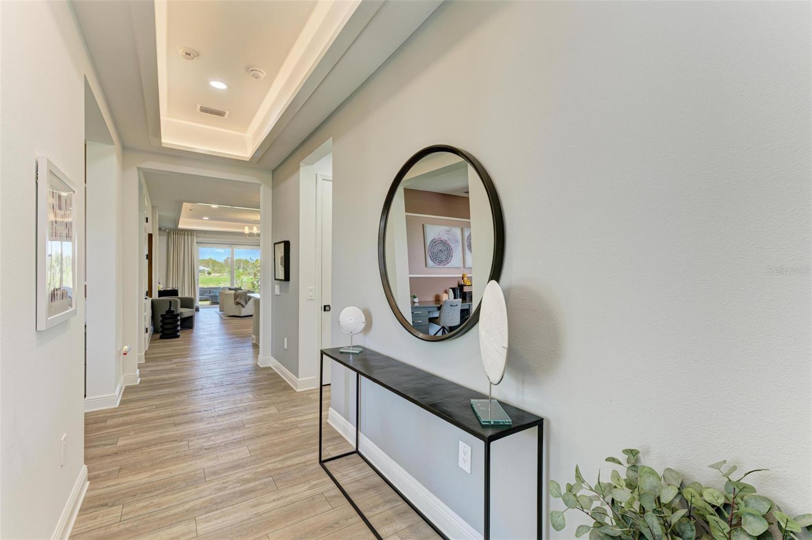 1007 WATERLINE COURT