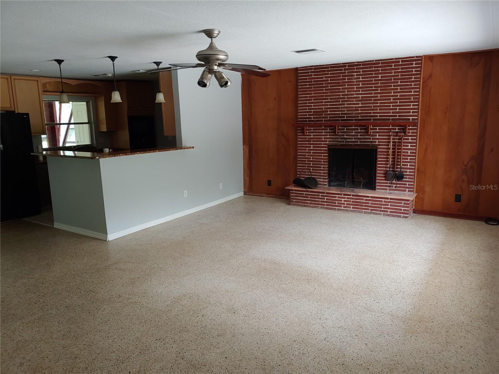 LAKEWOOD ESTATES SEC D - Residential Lease