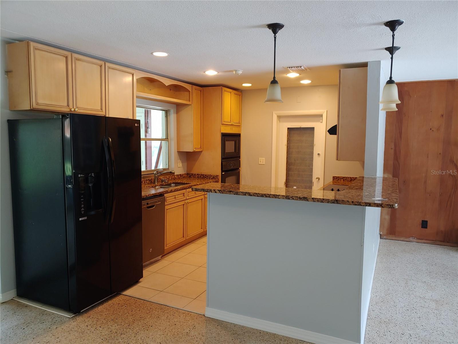 LAKEWOOD ESTATES SEC D - Residential Lease