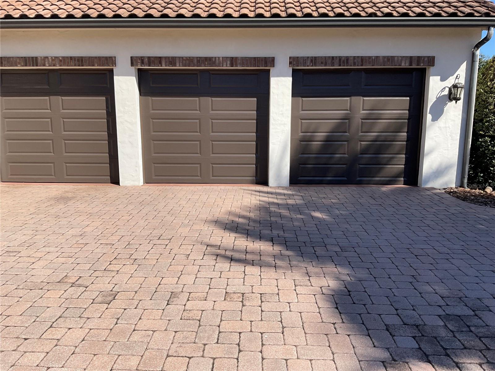 11406 WATERSTONE LOOP DRIVE