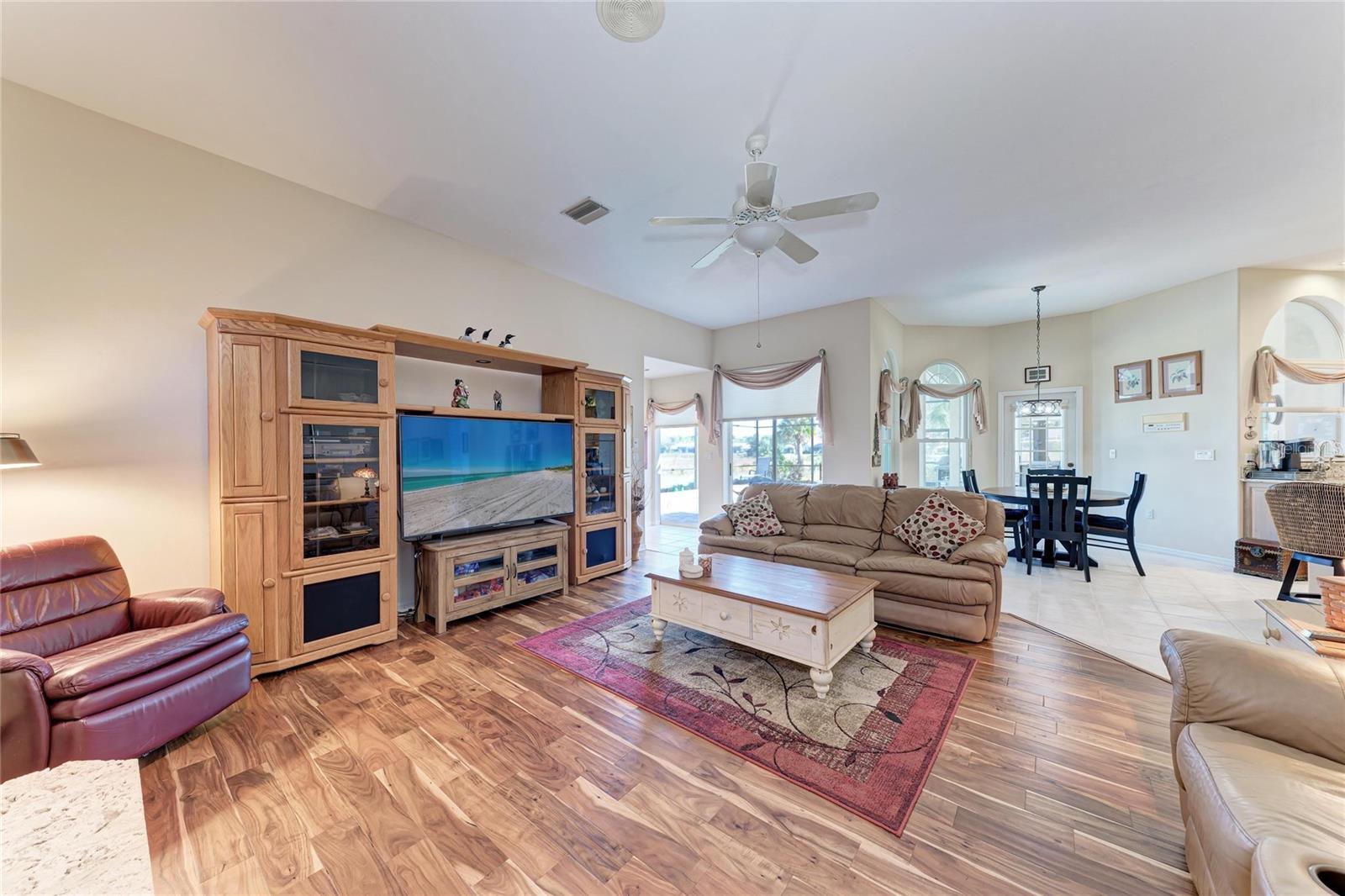 DEER CREEK - Residential