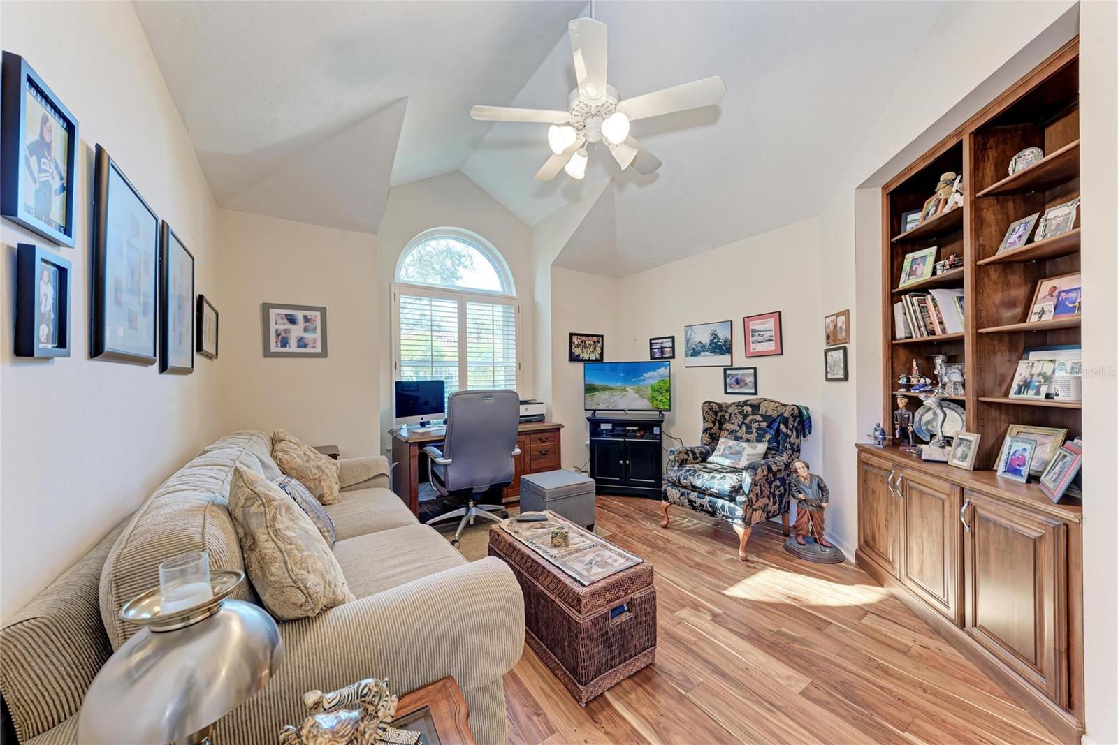 DEER CREEK - Residential