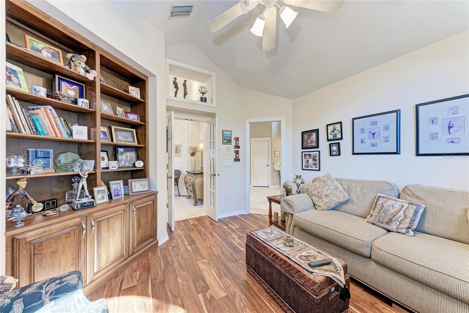 DEER CREEK - Residential