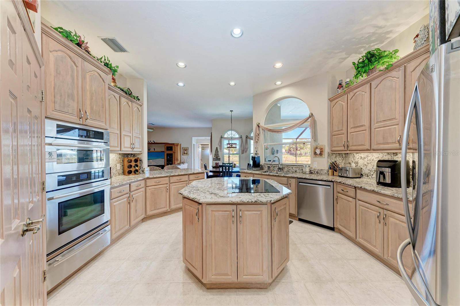 DEER CREEK - Residential