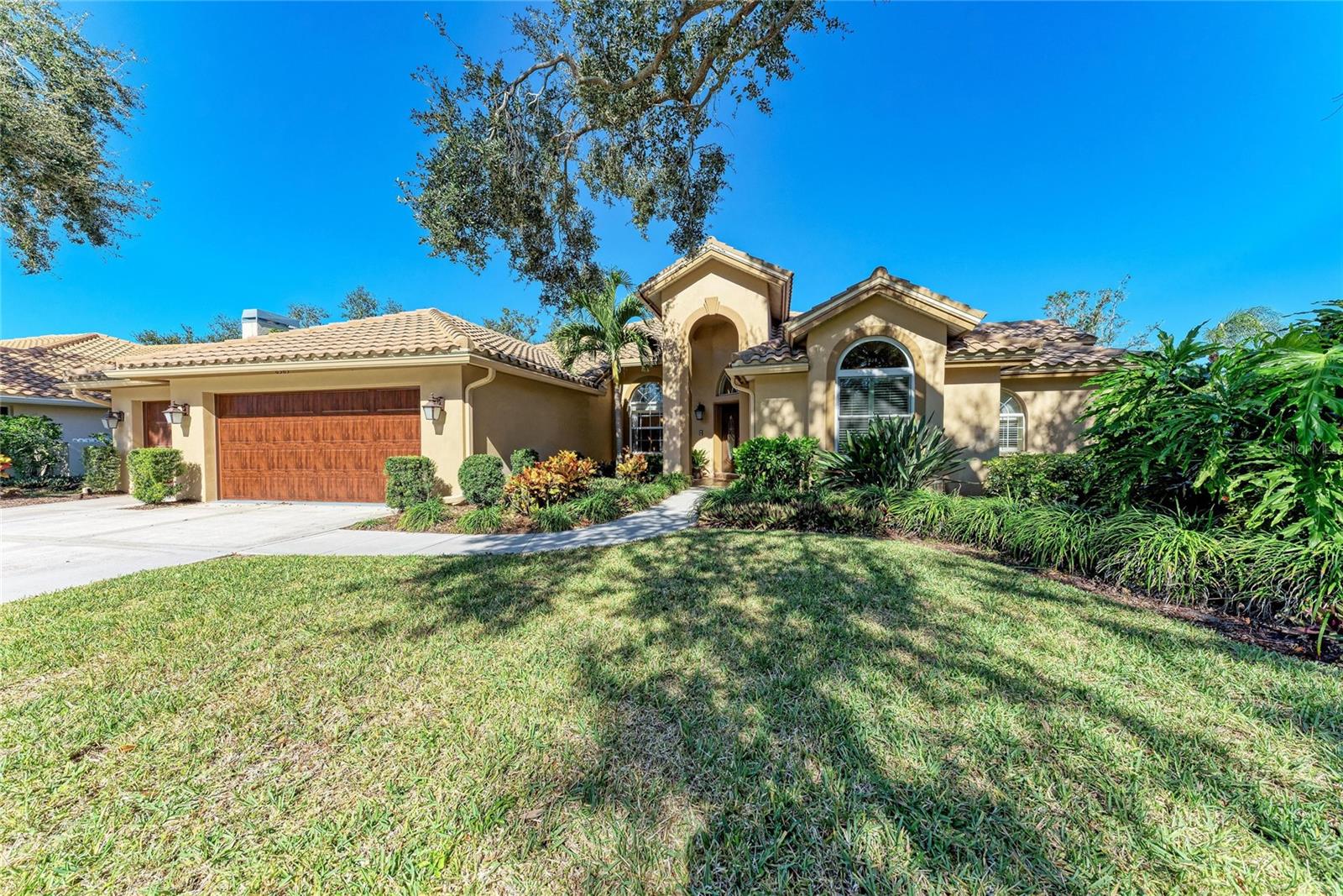 8383 CYPRESS HOLLOW DRIVE