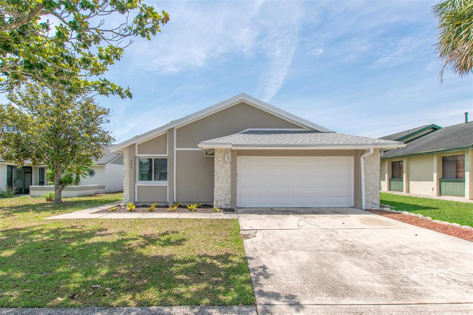 634 STANHOPE DRIVE