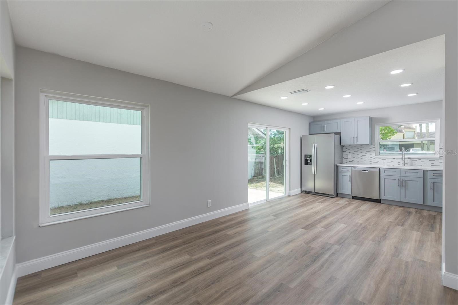 SAUSALITO SEC 4 - Residential