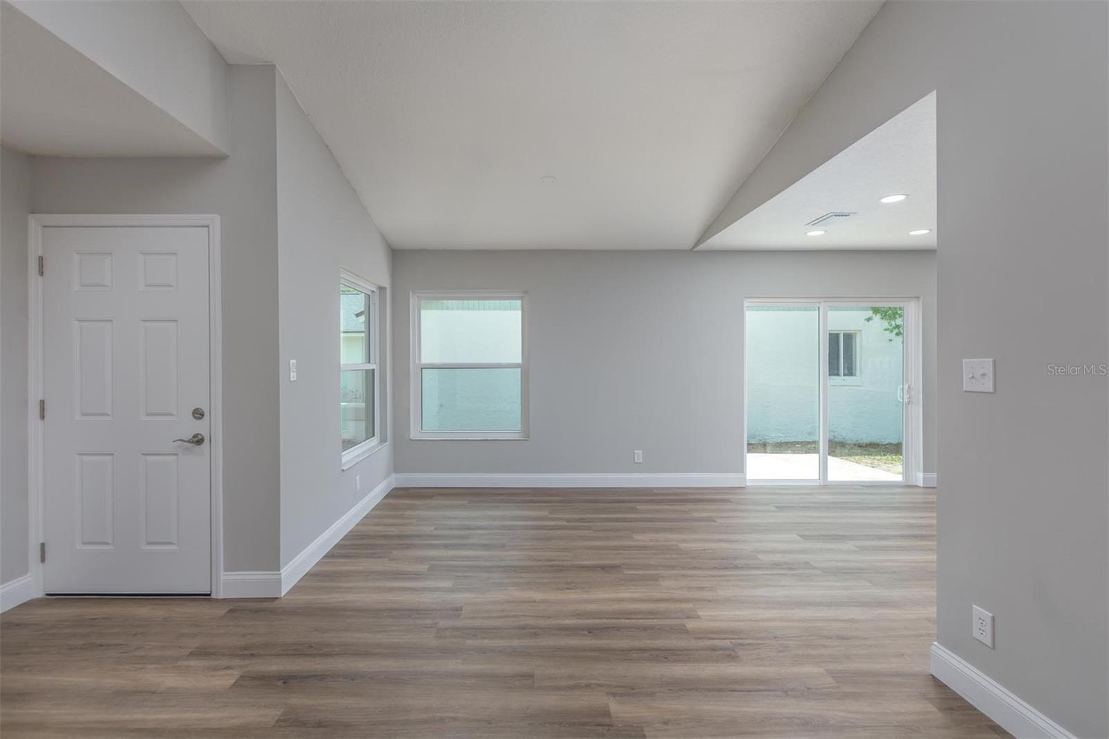 SAUSALITO SEC 4 - Residential