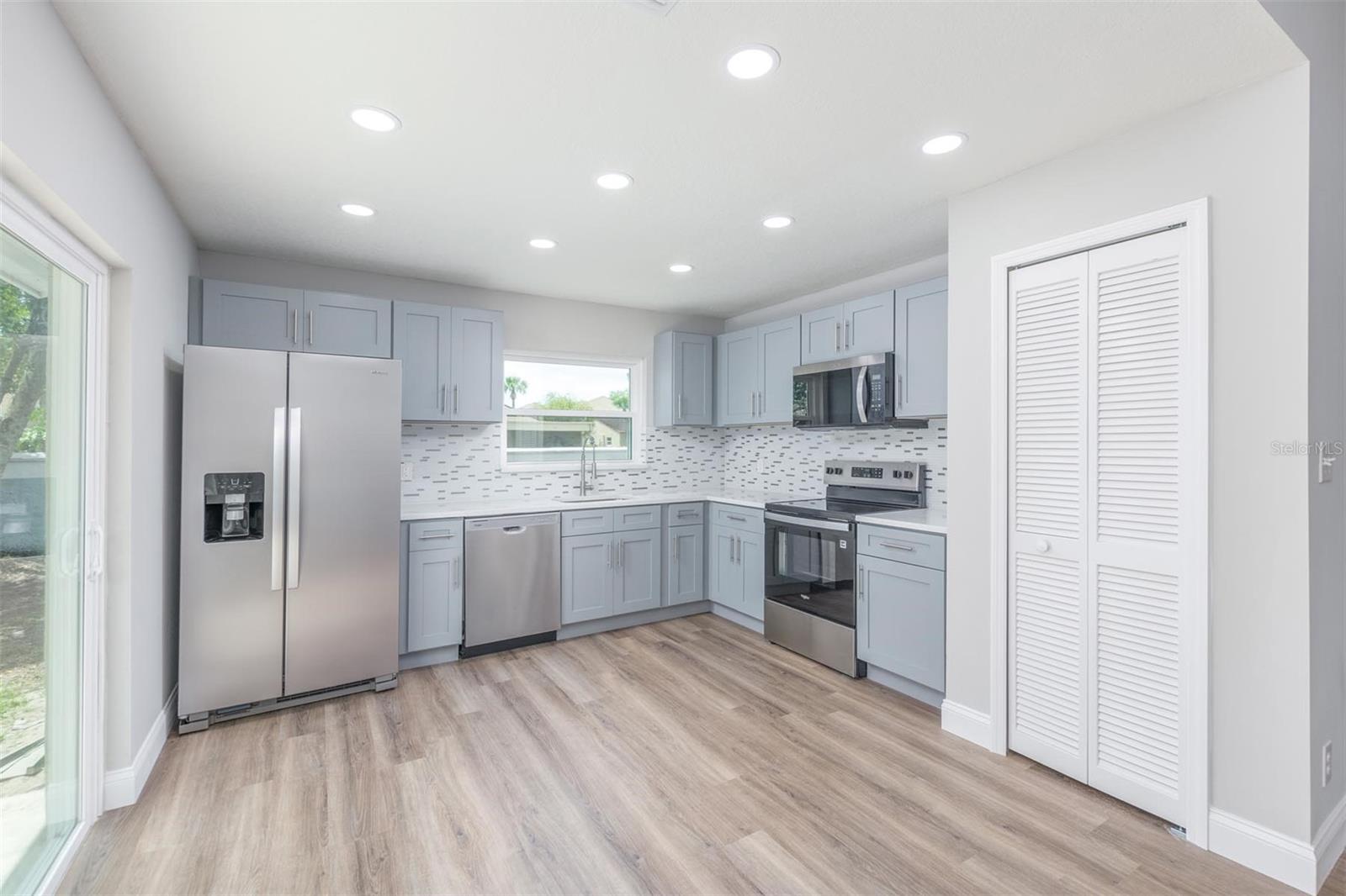 SAUSALITO SEC 4 - Residential