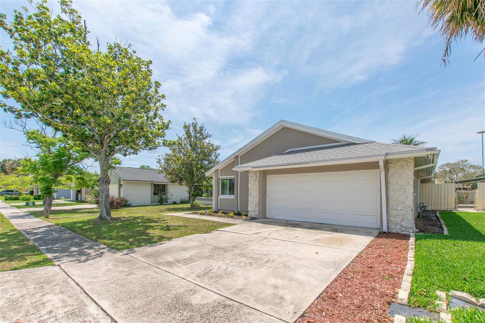 634 STANHOPE DRIVE