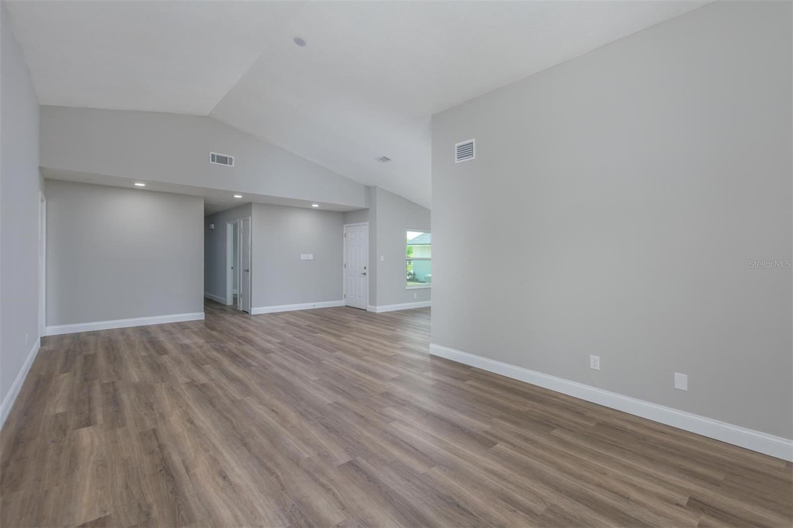 SAUSALITO SEC 4 - Residential