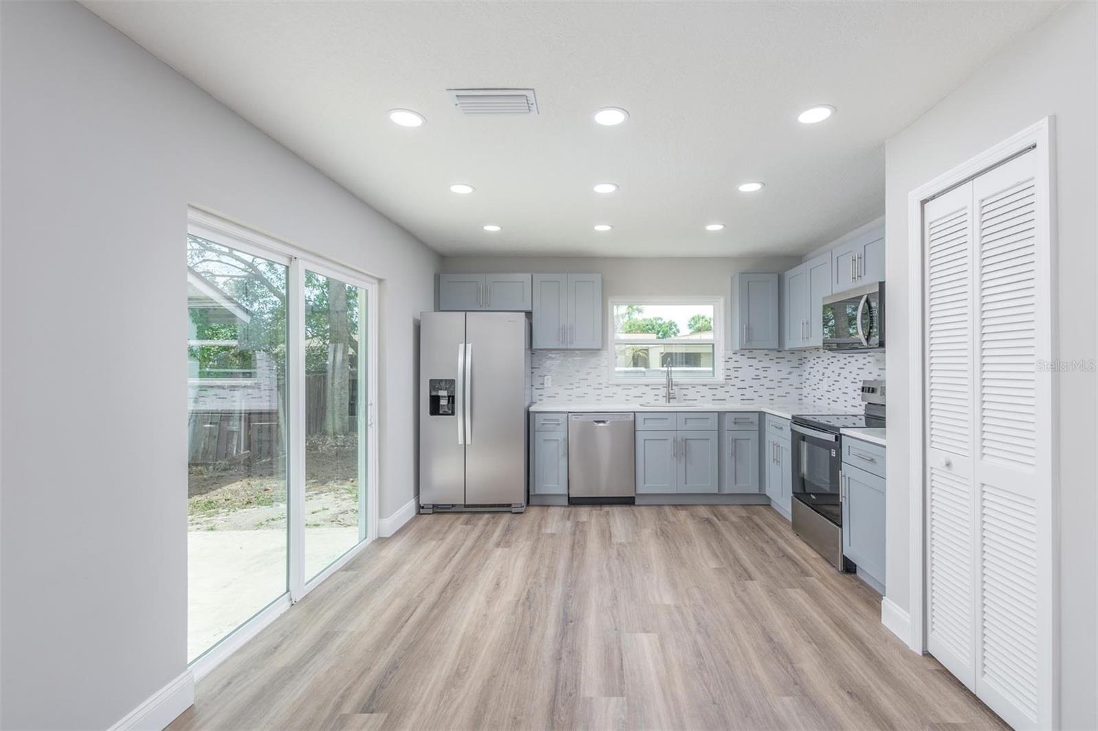 SAUSALITO SEC 4 - Residential