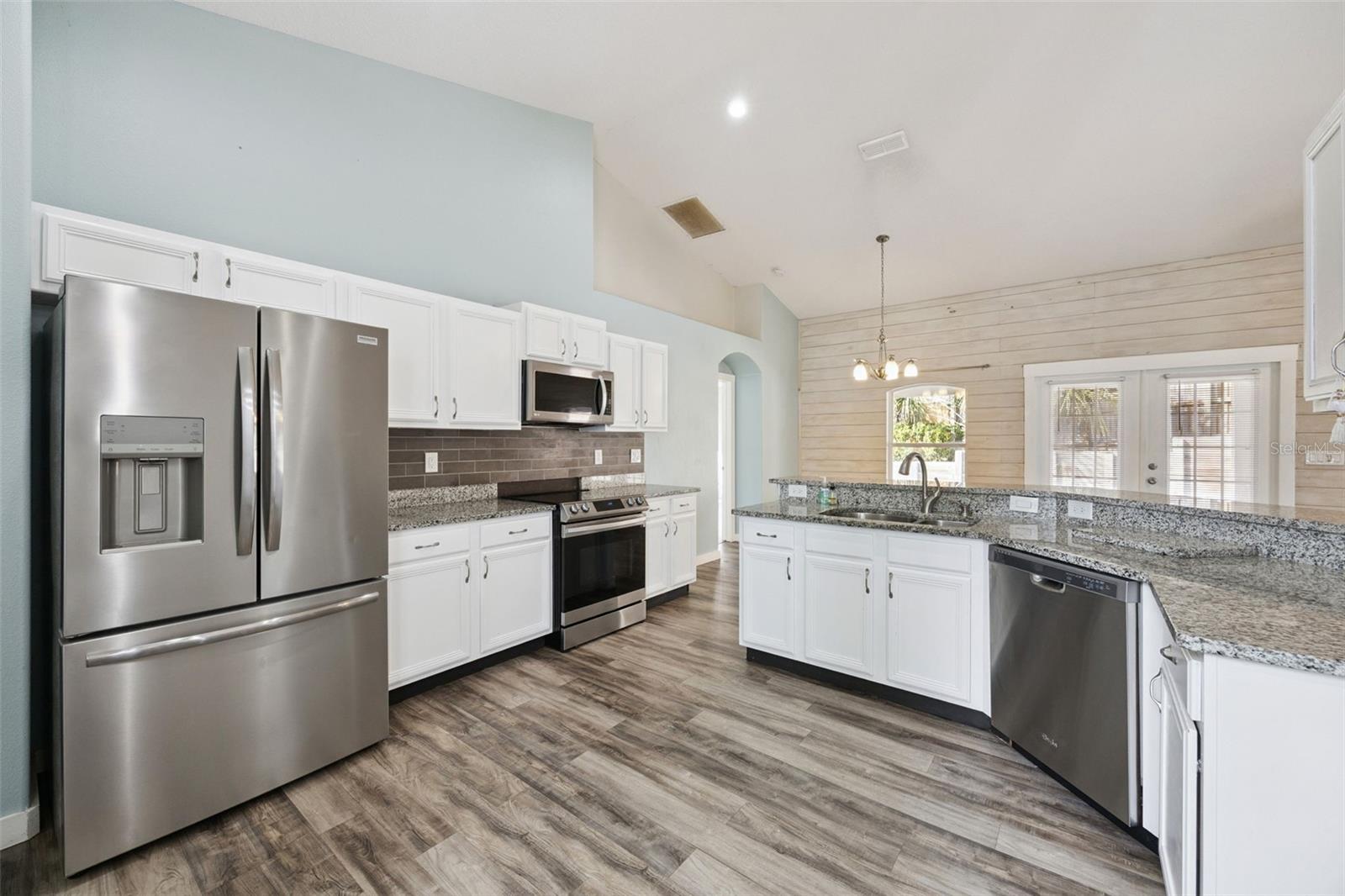 HILLS CLERMONT PH 01 - Residential