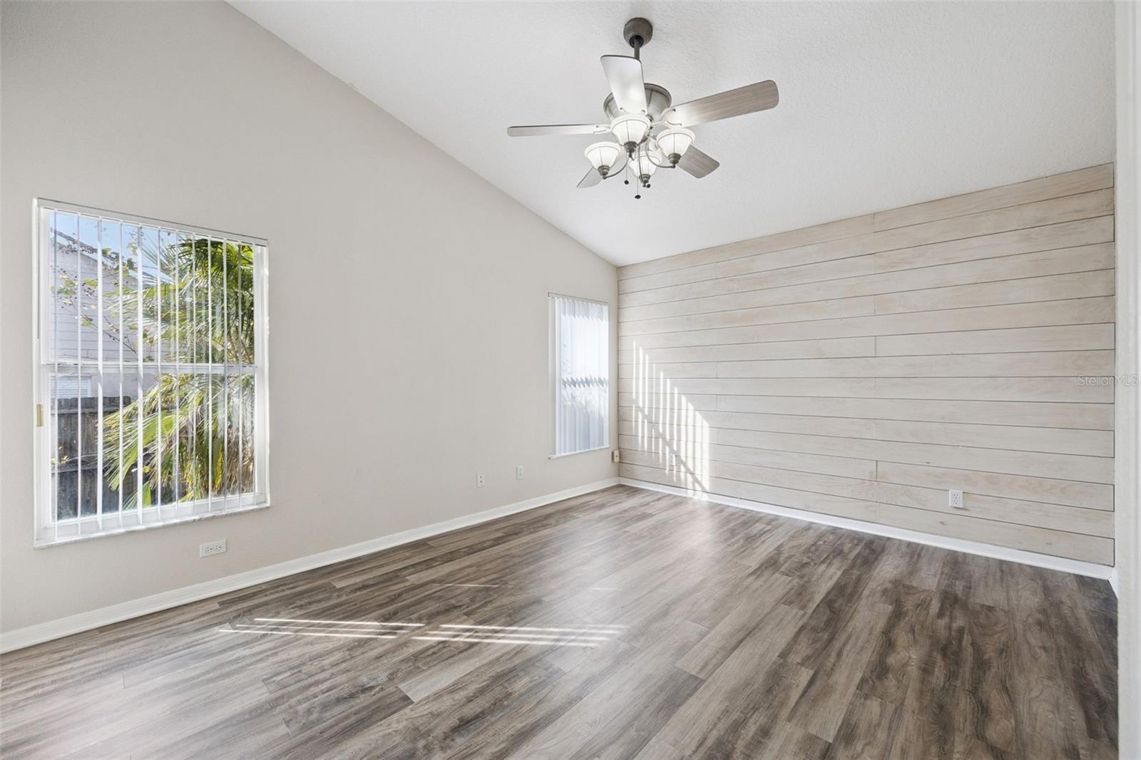 HILLS CLERMONT PH 01 - Residential