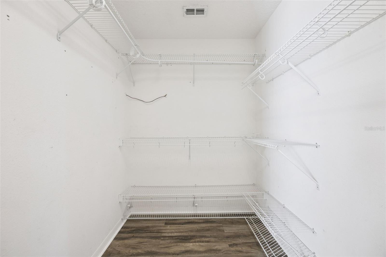 HILLS CLERMONT PH 01 - Residential