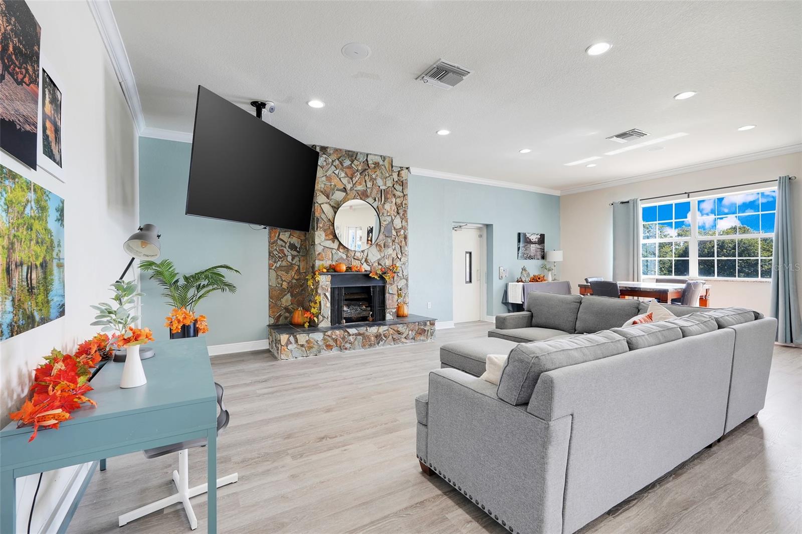 PLANTATION APTS ORLANDO - Residential