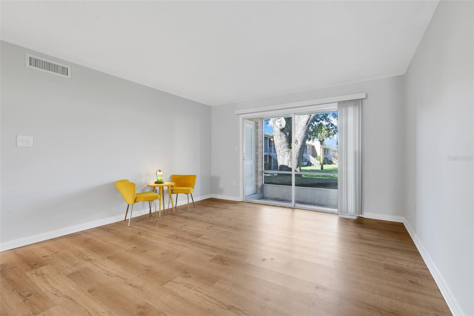 PLANTATION APTS ORLANDO - Residential