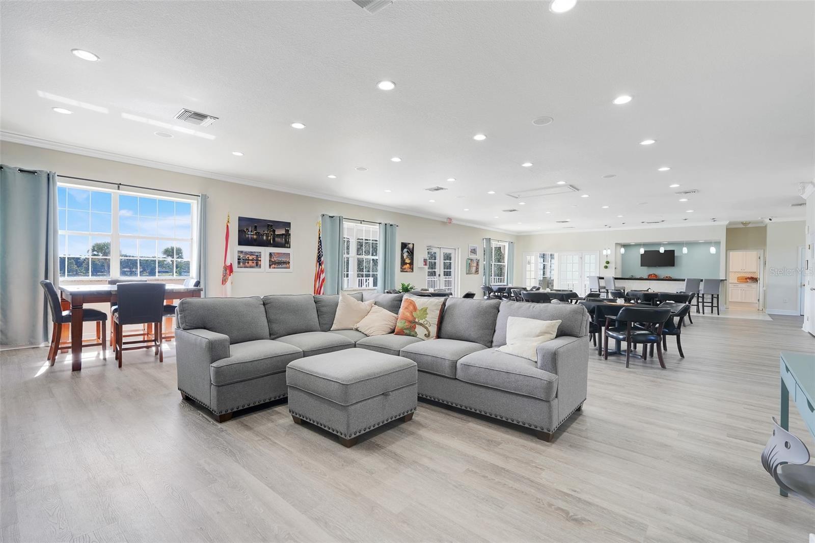 PLANTATION APTS ORLANDO - Residential