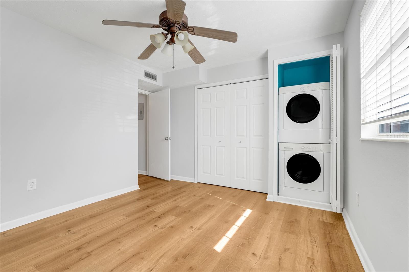 PLANTATION APTS ORLANDO - Residential