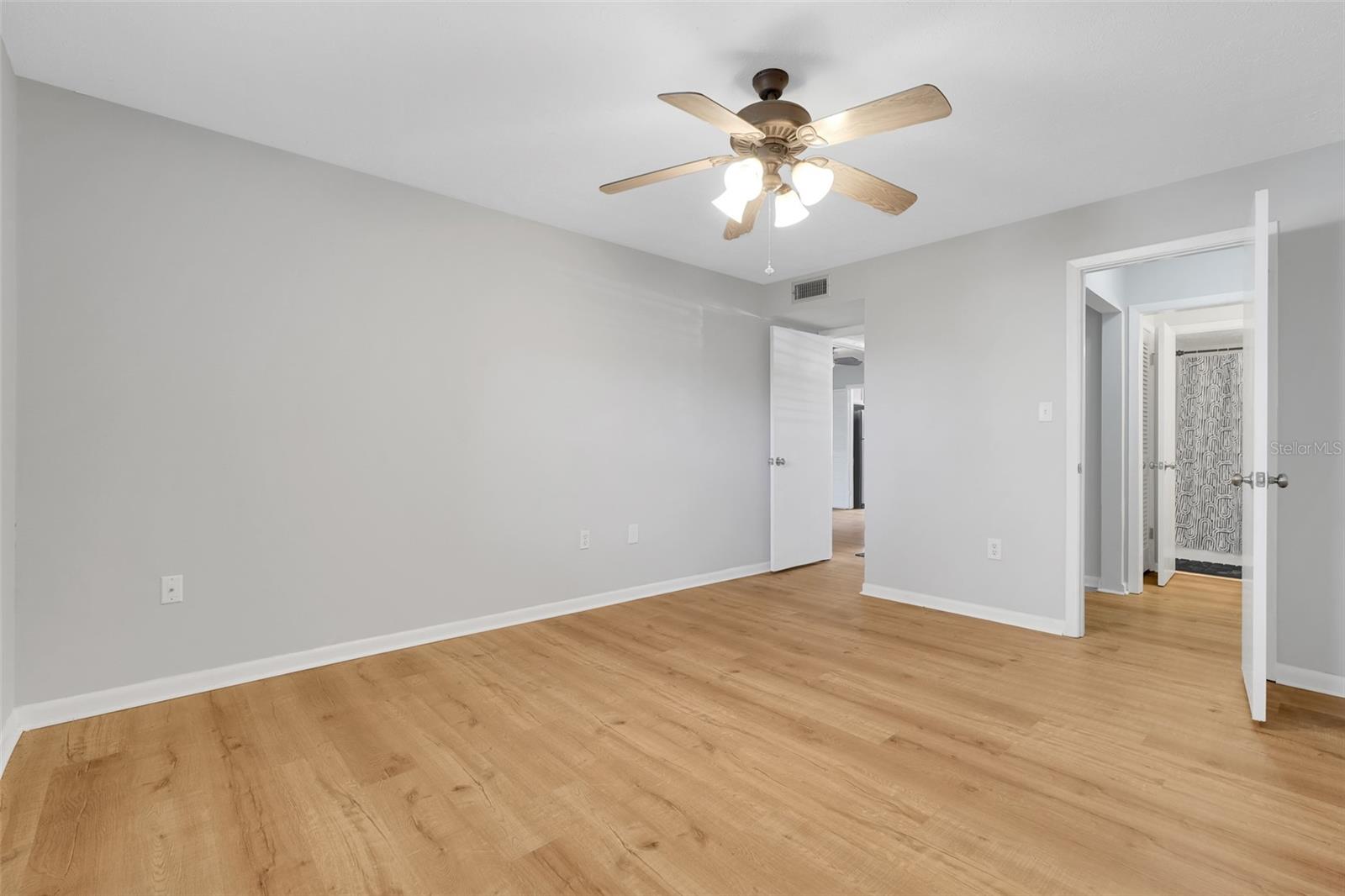 PLANTATION APTS ORLANDO - Residential