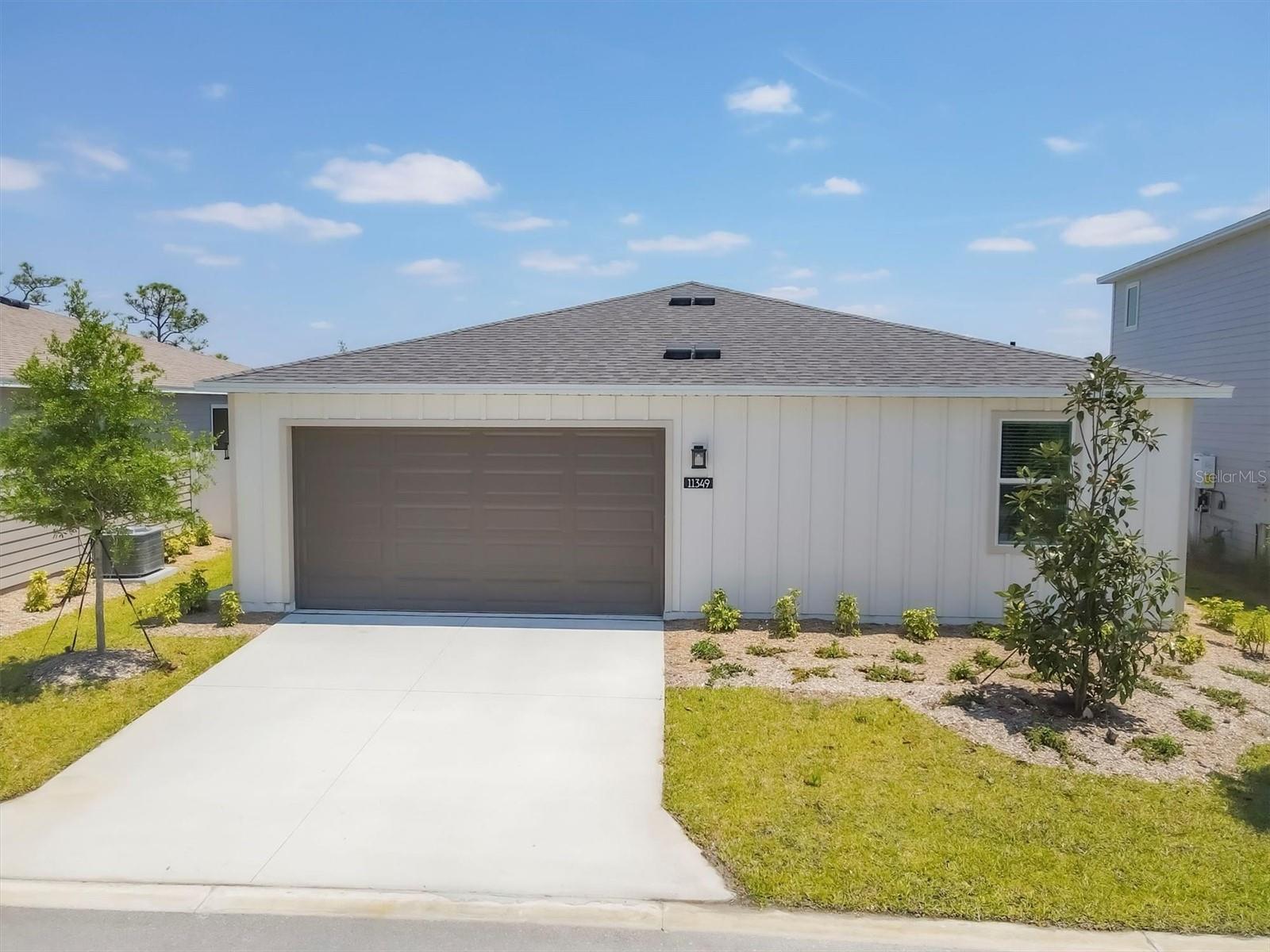 BB LIVING IN WELLEN PARK - Residential Lease