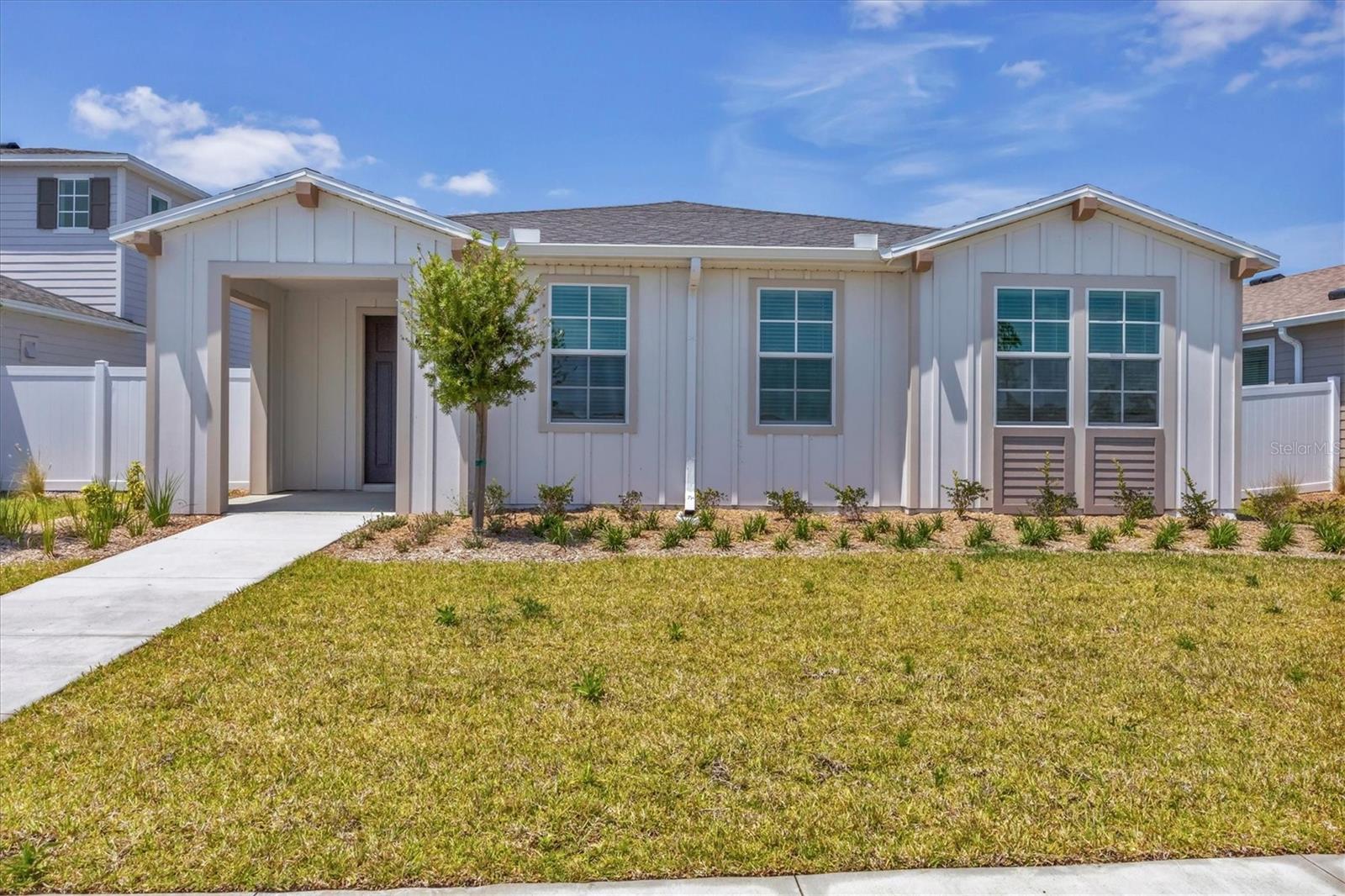 BB LIVING IN WELLEN PARK - Residential Lease