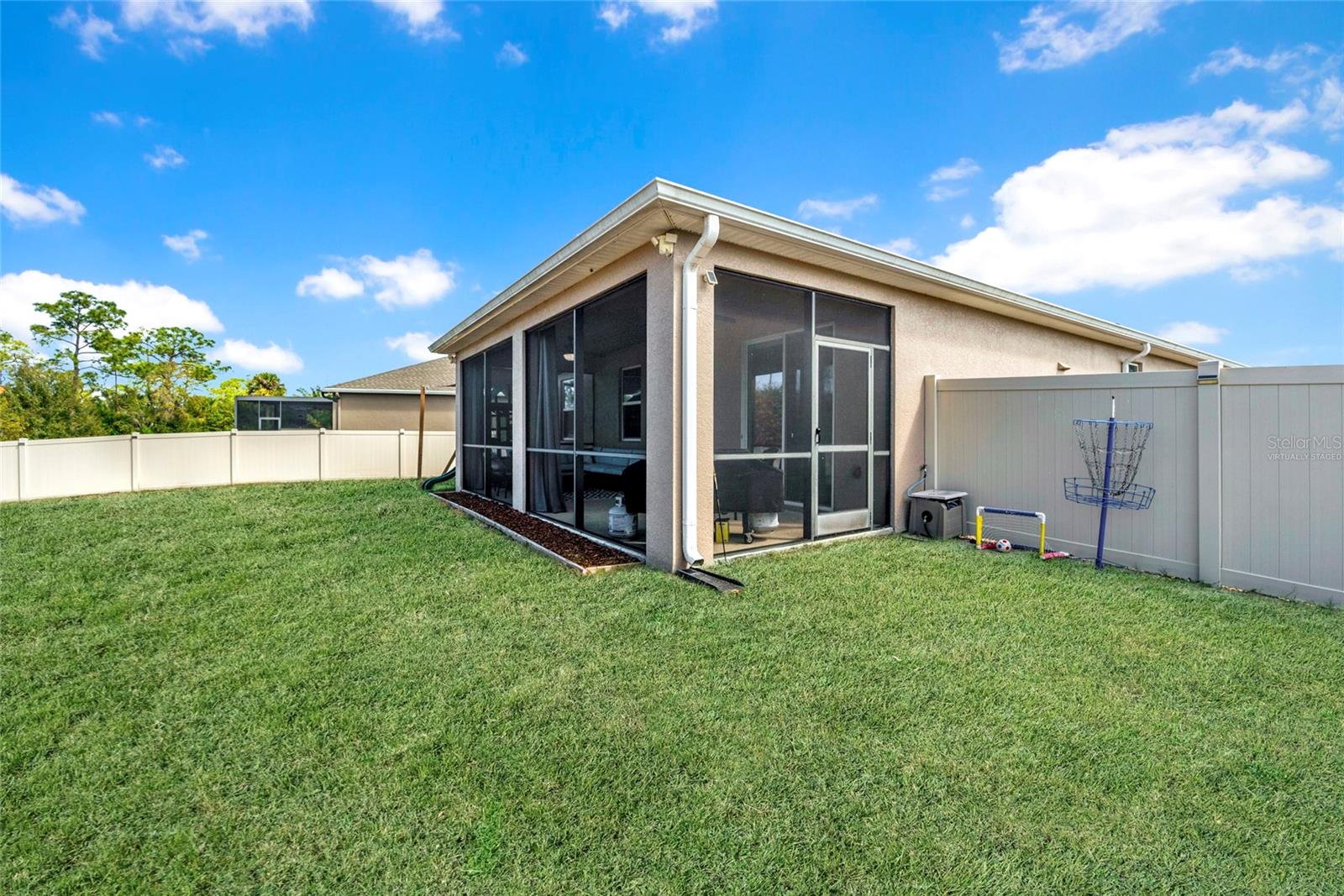 VISTA LKS/BAILEYS BLUFF - Residential