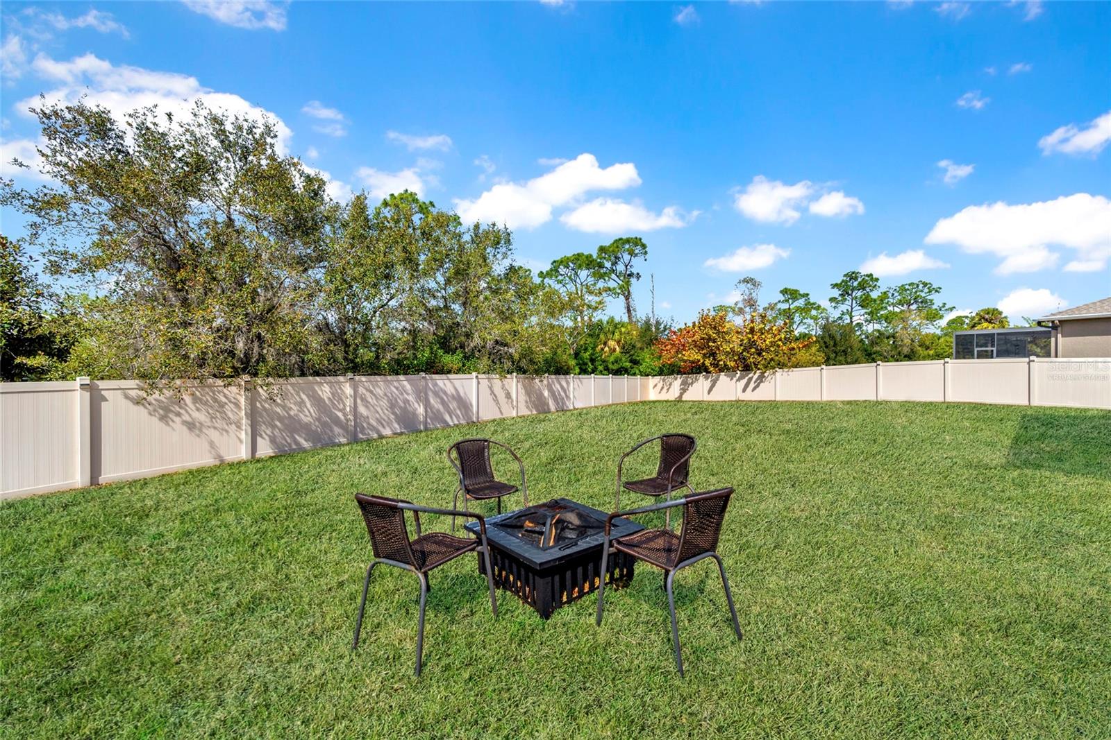 VISTA LKS/BAILEYS BLUFF - Residential