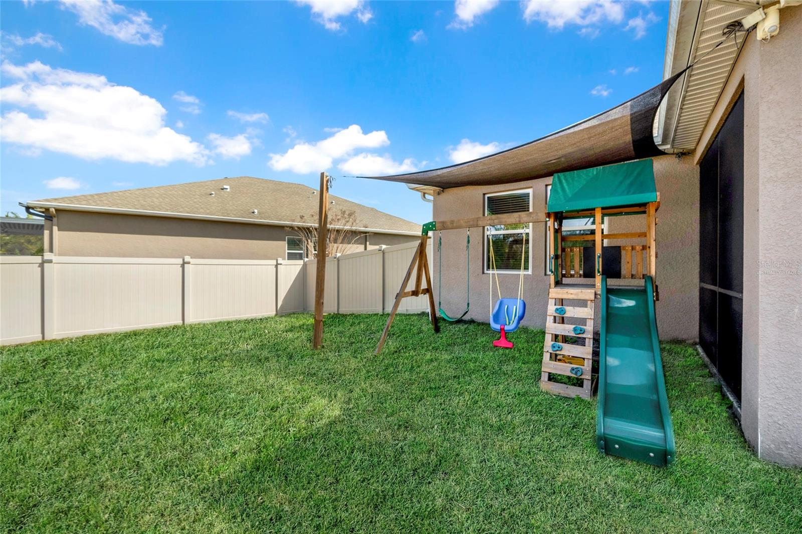 VISTA LKS/BAILEYS BLUFF - Residential