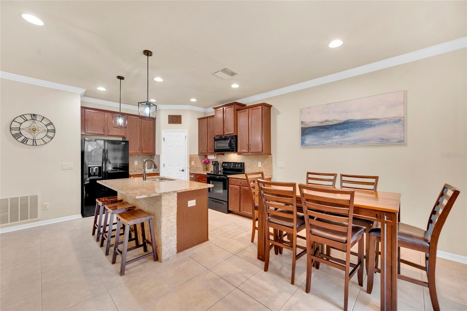 VISTA LKS/BAILEYS BLUFF - Residential