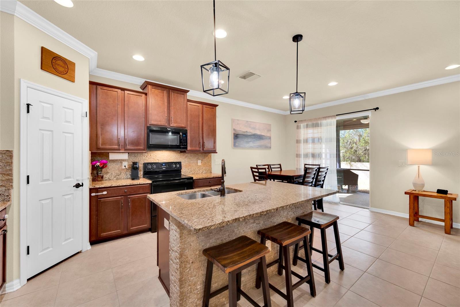 VISTA LKS/BAILEYS BLUFF - Residential