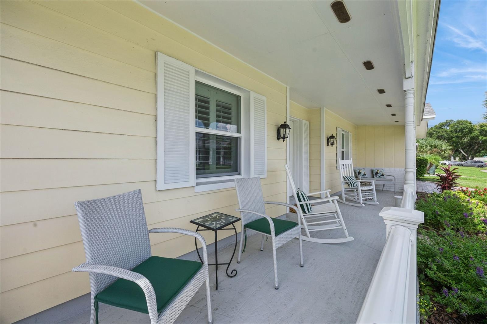 312 OAK HILL DRIVE