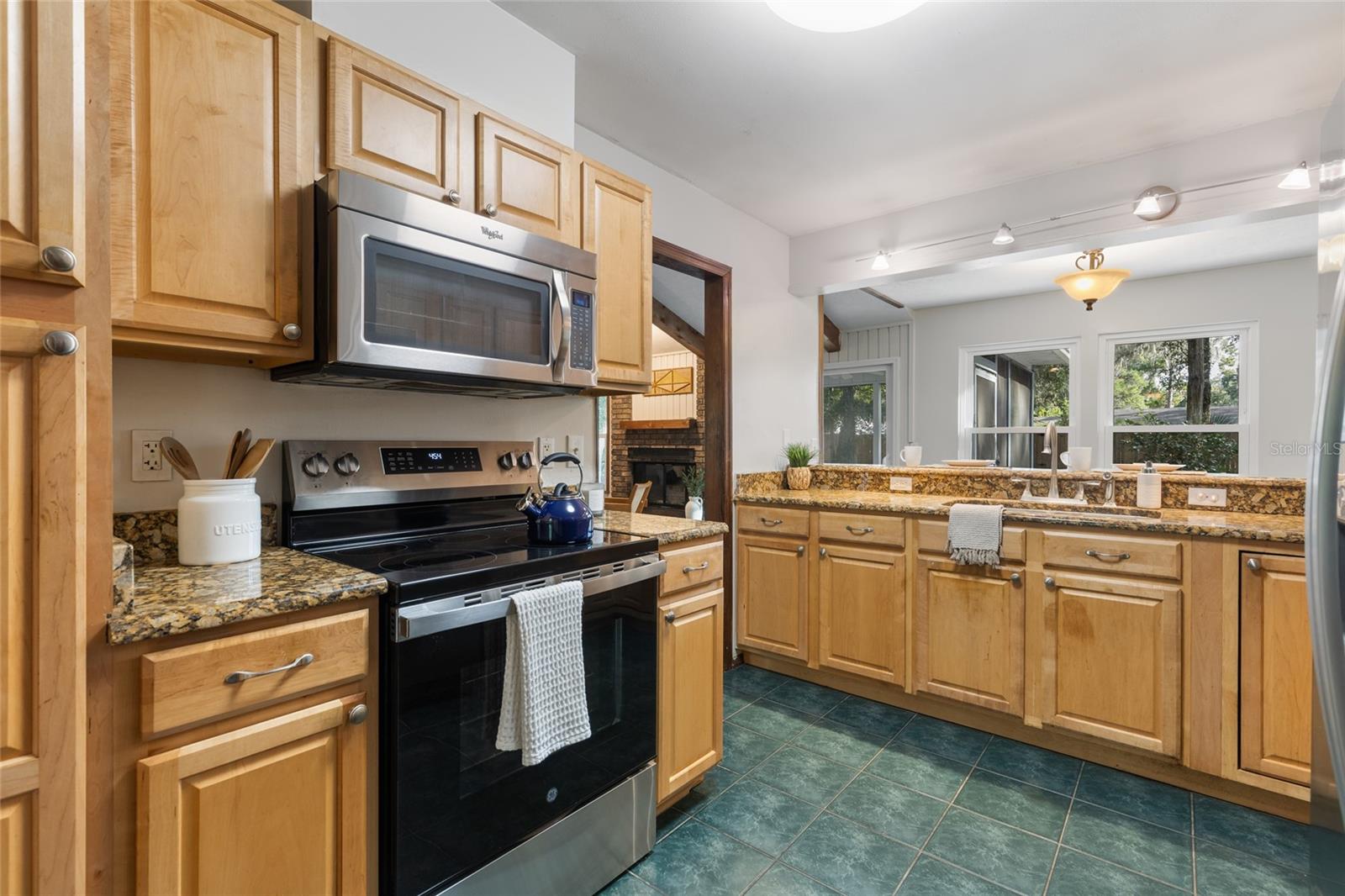 ROCK CREEK UNIT 2 REP - Residential