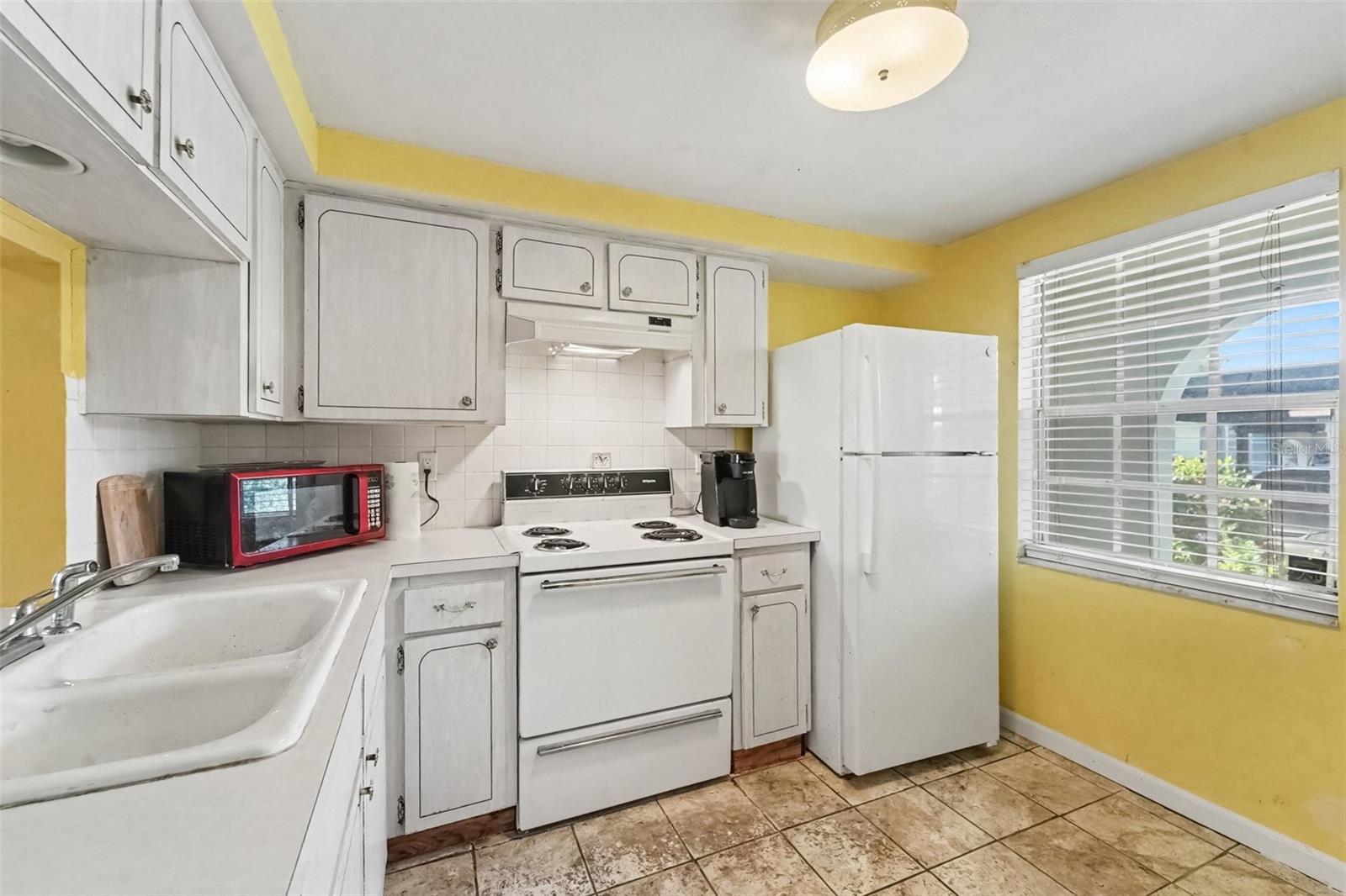 4211 REGAL PLACE 3
