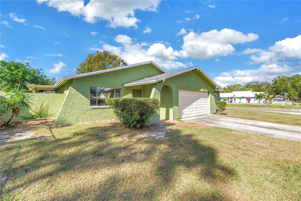 Photo of 9930 68th Street N, Pinellas Park, FL 33782 (MLS # TB8460316)