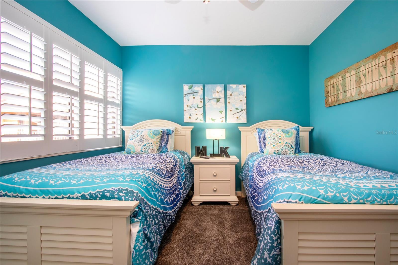 MIDNIGHT COVE II - Residential