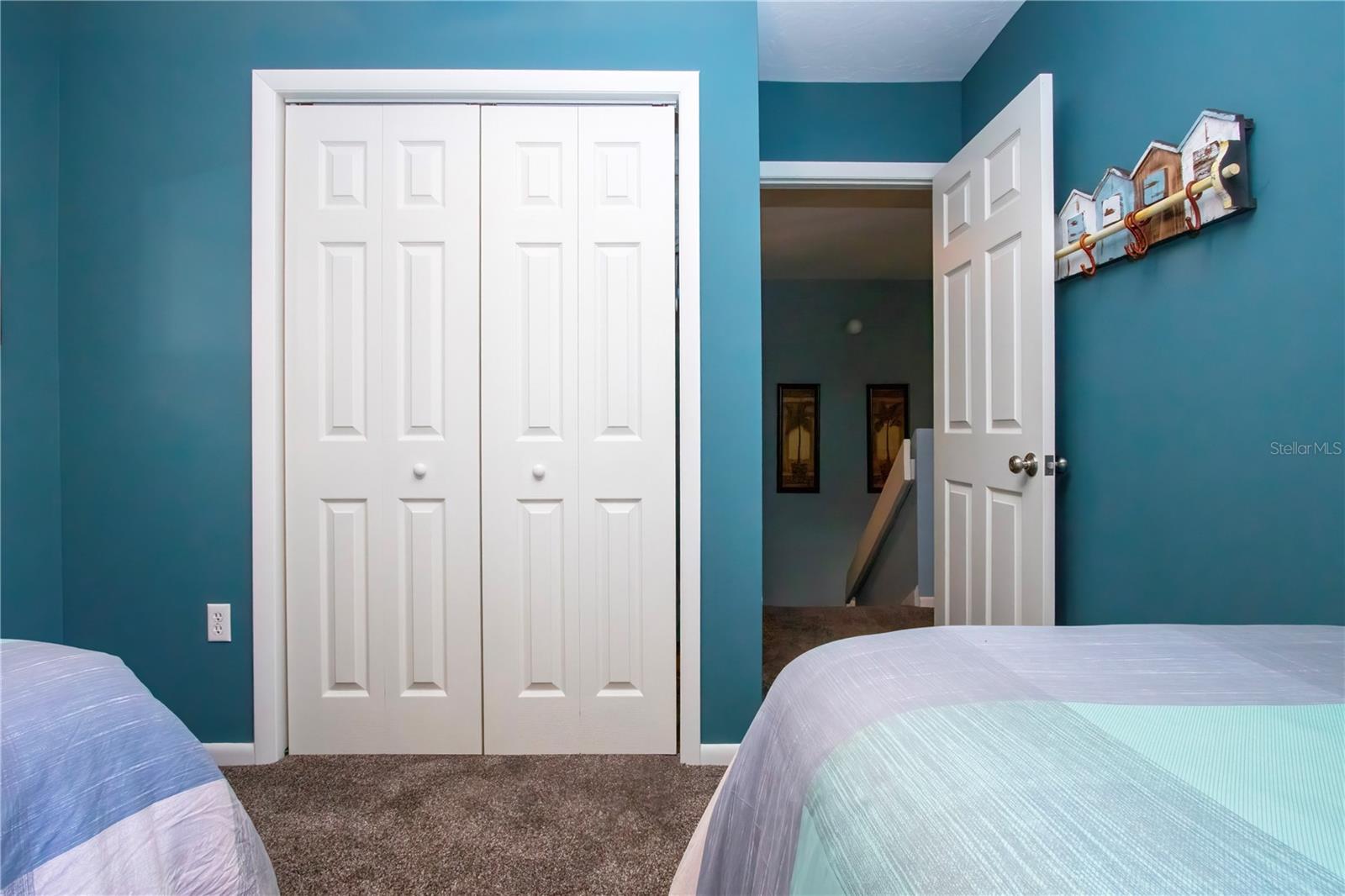 MIDNIGHT COVE II - Residential