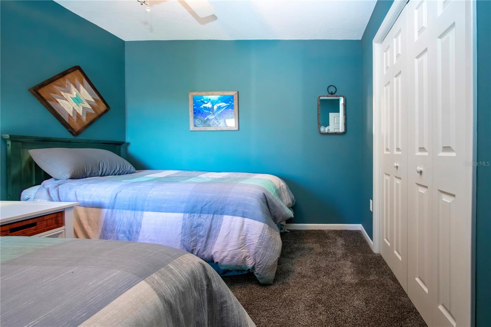 MIDNIGHT COVE II - Residential