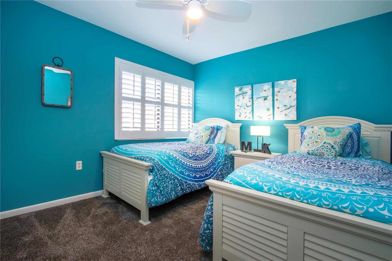 MIDNIGHT COVE II - Residential