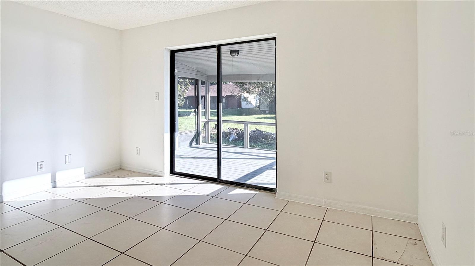 LAKE WAYMAN HEIGHTS LAKE ADD - Residential Lease