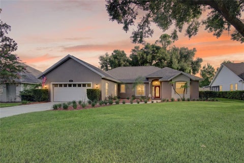Tiny photo for 19337 Spring Oak Drive, Eustis, FL 32736 (MLS # O6424068)